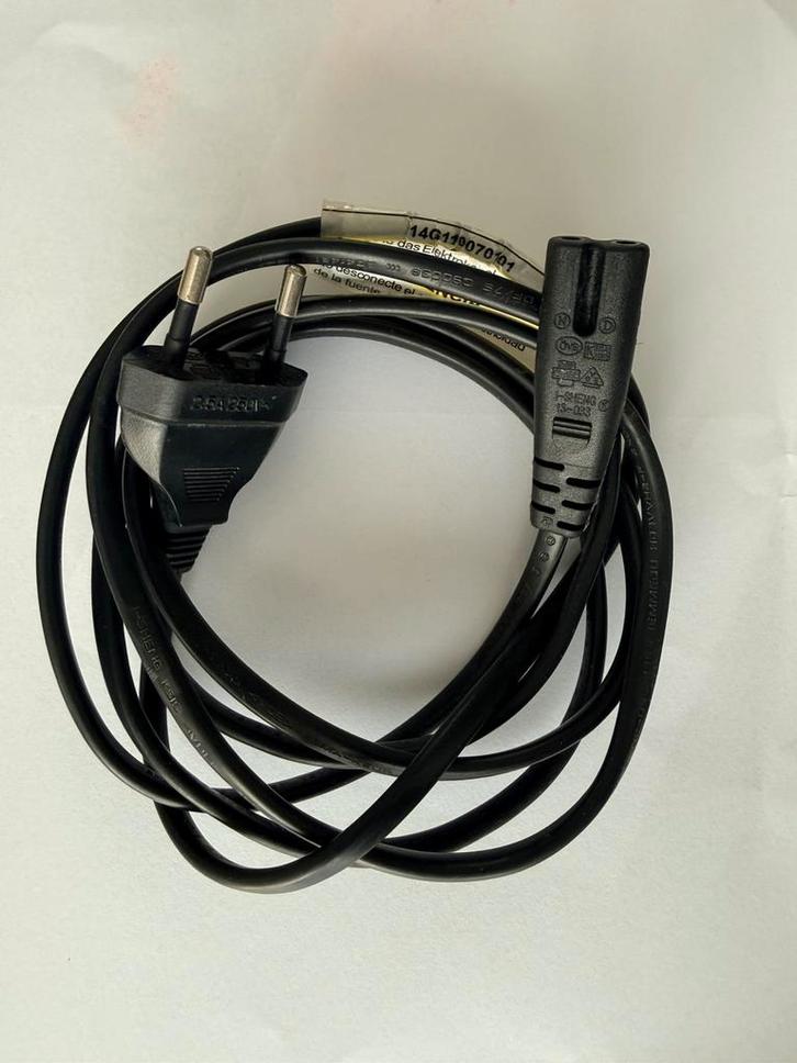 Câble d'alimentation C7 — Câble d'alimentation Xbox One, Informatique & Logiciels, Pc & Câble réseau, Comme neuf, Enlèvement ou Envoi