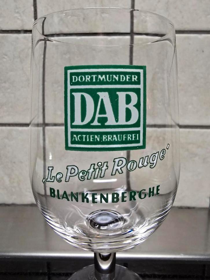 UNIEK oud emaille bierglas DAB Le Petit Rouge BLANKENBERGHE, Verzamelen, Biermerken, Ophalen of Verzenden