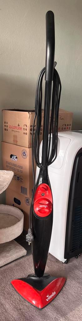 Vileda stoomreiniger 1550 Watt, Ophalen, Zo goed als nieuw, Stoomreiniger