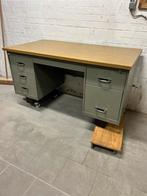 Vintage metalen bureau, Huis en Inrichting, Ophalen, Gebruikt, Bureau