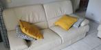 2 divans en cuir beige, 150 tot 200 cm, Rechte bank, Gebruikt, Leer