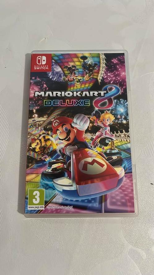 Mario Kart 8 Deluxe Français!, Games en Spelcomputers, Games | Nintendo Switch, Zo goed als nieuw, Racen en Vliegen, Vanaf 3 jaar