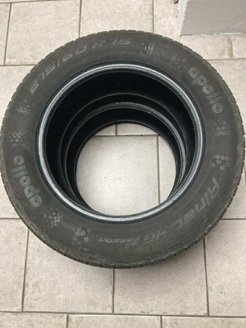 2 pneus quatre saison 215/60/ R16  beschikbaar voor biedingen