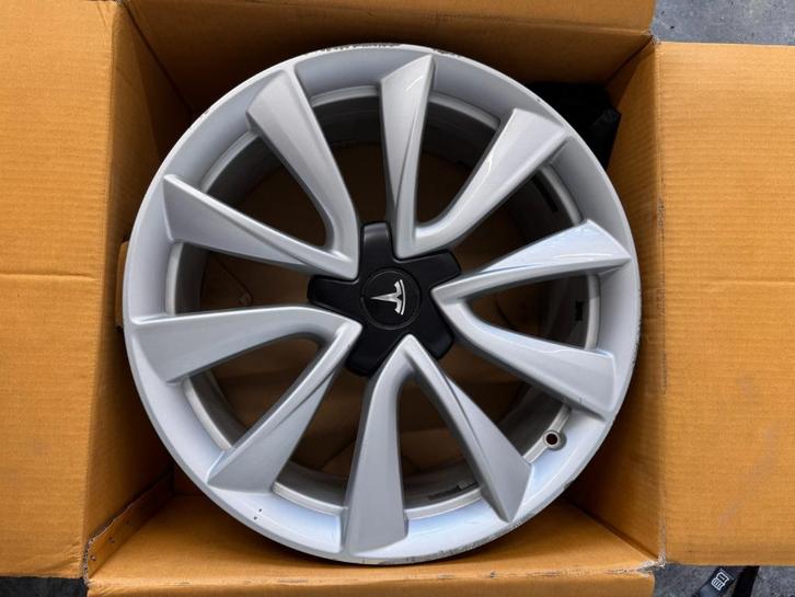 Tesla 19 inch sportvelgen (Turbine) - Originele velgen, Auto-onderdelen, Banden en Velgen, Velg(en), 19 inch, 235 mm, Personenwagen
