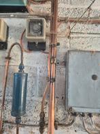 Verschillende koperen leidingen, Enlèvement