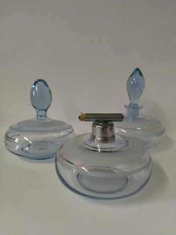 Vintage Bohemian glas toilettafelset beschikbaar voor biedingen