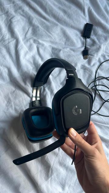 Logitech G432 gaming headset beschikbaar voor biedingen