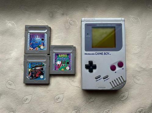 Nintendo Game Boy Dgm fat + 3 jeux, Consoles de jeu & Jeux vidéo, Consoles de jeu | Nintendo Game Boy, Comme neuf