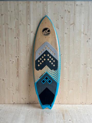 CABRINHA SPADE kitesurf wave plank, Enlèvement, Comme neuf
