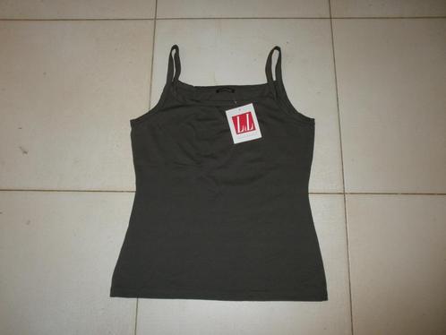 Top brun L&L 44 NEUF, Kleding | Dames, Topjes, Nieuw, Maat 42/44 (L), Bruin, Zonder mouw, Ophalen of Verzenden