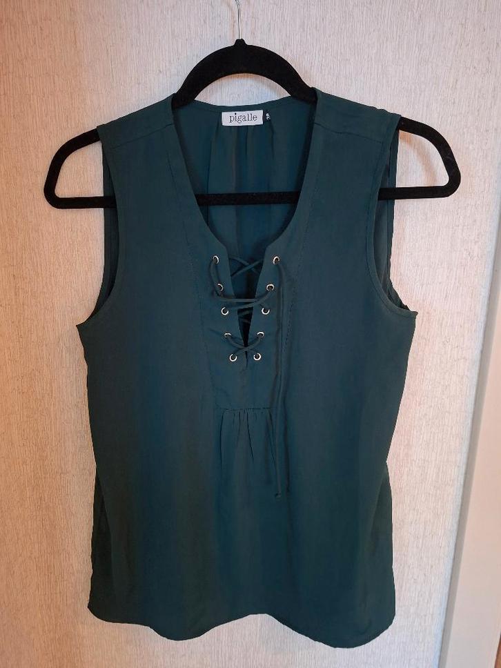 Pigalle/ONLY Mouwloze Top met Vetersluiting (Donkergroen), Kleding | Dames, Topjes, Zo goed als nieuw, Maat 38/40 (M), Groen, Zonder mouw
