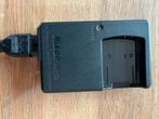 Nikon batterijlader, Audio, Tv en Foto, Fotografie | Accu's en Batterijen, Ophalen of Verzenden, Zo goed als nieuw