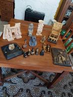 Lots d'objets égyptiens statuettes,  vase , pierre ou résine, Ophalen