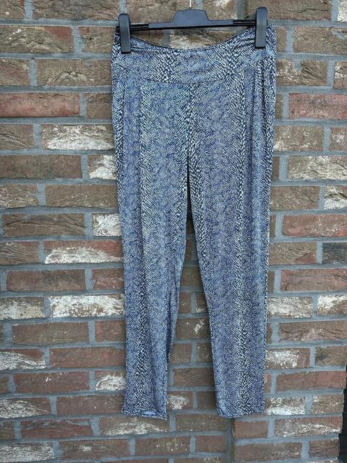Soepele broek T44-46 in zeer goede staat, Kleding | Dames, Broeken en Pantalons, Gedragen, Maat 46/48 (XL) of groter, Blauw, Ophalen of Verzenden