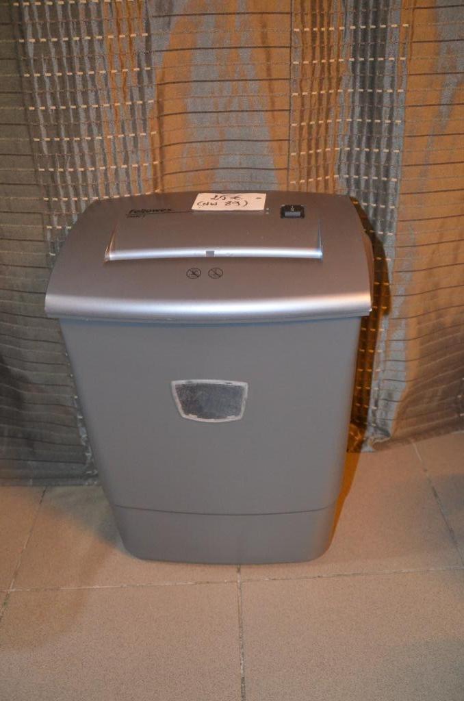 Papierversnipperaar Fellowes/Tristar -snijmachine Voetsteun, Diversen, Bureau-accessoires, Zo goed als nieuw, Ophalen