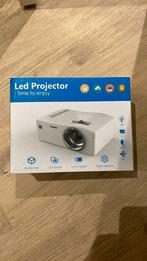 Led Projector (Time to enjoy), Audio, Tv en Foto, Diaprojectoren, Ophalen of Verzenden, Zo goed als nieuw
