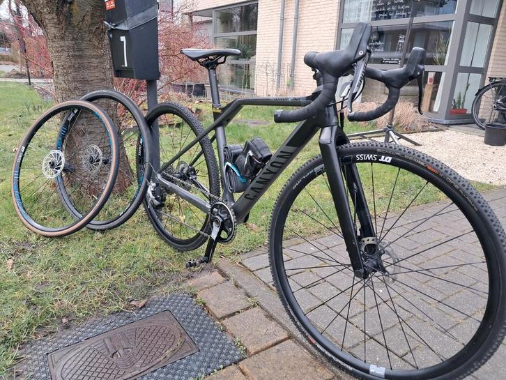 Canyon Inflite CF SL, Fietsen en Brommers, Fietsen | Heren | Sportfietsen en Toerfietsen, Ophalen