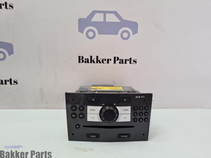 Radio/Lecteur CD d'un Opel Corsa, Autos : Pièces & Accessoires, Électronique & Câbles, Opel, Utilisé, 3 mois de garantie