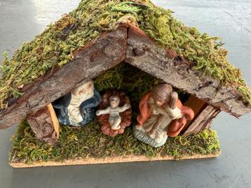 Klein kerstbedje beschikbaar voor biedingen