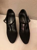 Zwarte daim lederen pumps nieuwdtaat 38, Kleding | Dames, Ophalen of Verzenden, Zo goed als nieuw, Pumps