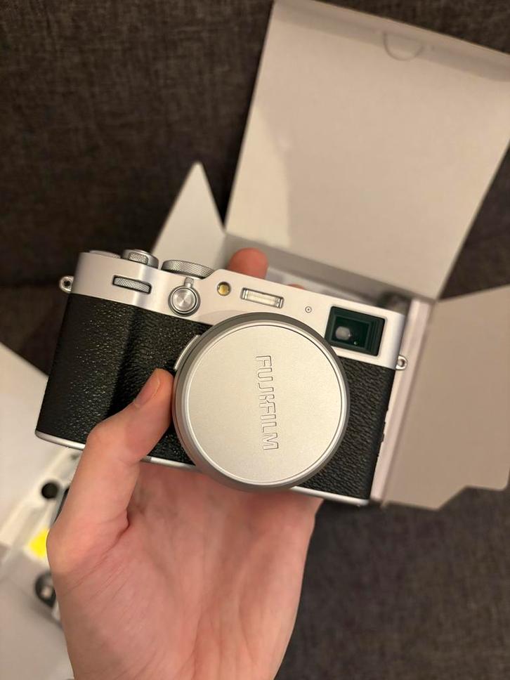 Fujifilm X100VI met vierkante kap en garantie, Audio, Tv en Foto, Fotocamera's Analoog, Zo goed als nieuw, Spiegelreflex, Fuji