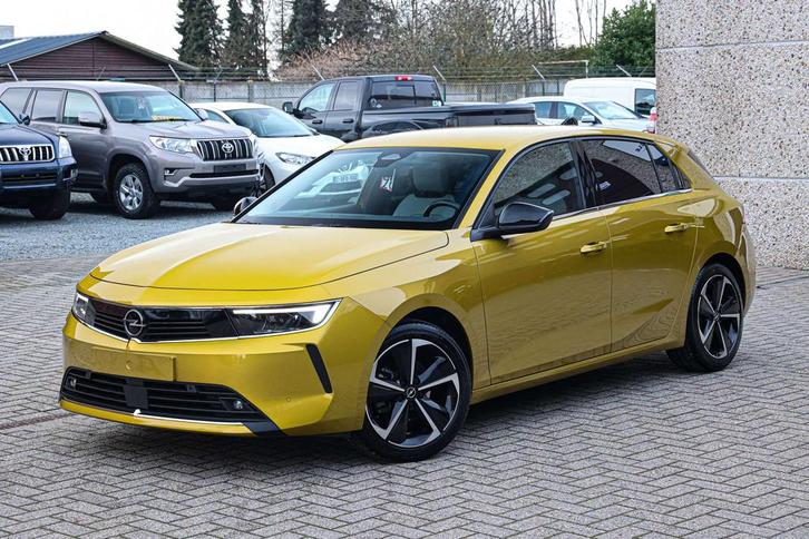 Opel Astra ELEGANCE-UITVOERING*CAMERA*SFEERVERLICHTING*NAVIG, Auto's, Opel, Bedrijf, Te koop, Astra, ABS, Achteruitrijcamera, Adaptive Cruise Control