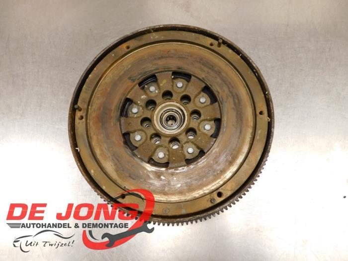 Volant moteur d'un Mercedes Vito, Autos : Pièces & Accessoires, Moteurs & Accessoires, Mercedes-Benz, Utilisé, 3 mois de garantie