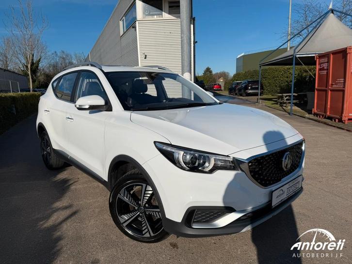 MG ZS LUXERY, Auto's, MG, Bedrijf, Te koop, ZS, ABS, Achteruitrijcamera, Adaptieve lichten, Adaptive Cruise Control, Airbags, Airconditioning