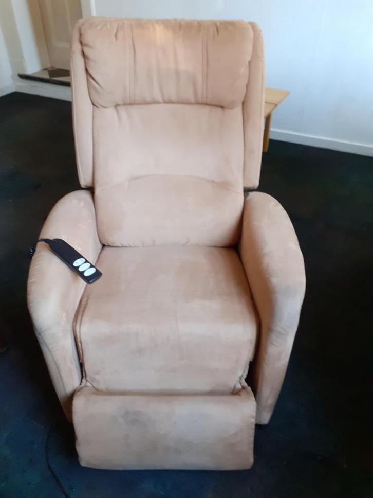 Fauteuil Relax électrique type Medicare, Huis en Inrichting, Fauteuils, Gebruikt, Stof, 75 tot 100 cm, 75 tot 100 cm, Ophalen