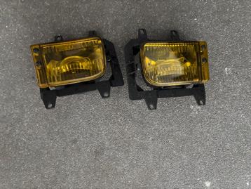 BMW E30 mistlampen  beschikbaar voor biedingen