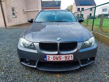 Bmw 3 Serie e91 318d compleet M-pakket aangepast naar 335d, Auto's, BMW, Voorwielaandrijving, Alcantara, 7 zetels, Particulier