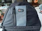 Cameratas - LowePro Slingshot 302AW, Ophalen of Verzenden, Zo goed als nieuw, Schoudertas, Lowepro