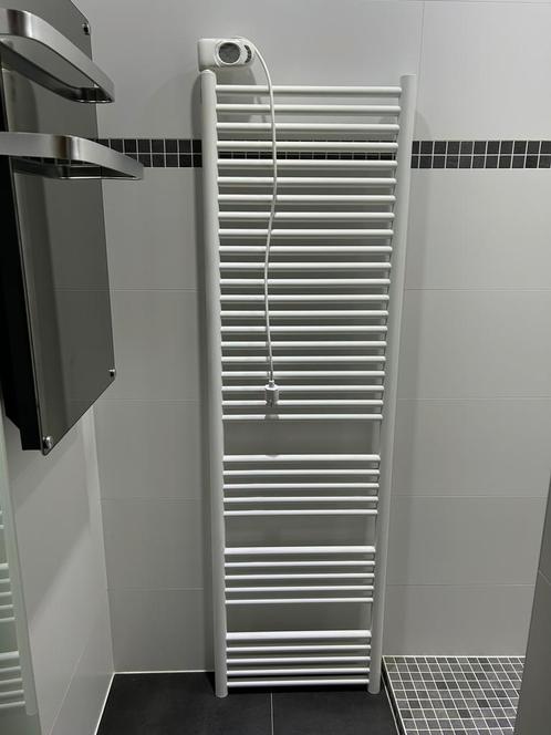1000W WITTE ELEKTRISCHE BADKAMERRADIATOR | Desco Collect, Doe-het-zelf en Bouw, Verwarming en Radiatoren, Nieuw, Radiator, 800 watt of meer