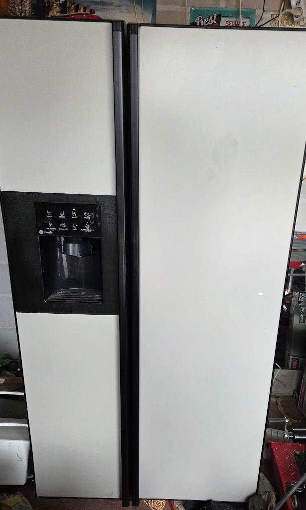 Amerikaanse koelkast, Elektronische apparatuur, Koelkasten en IJskasten, Gebruikt, Met aparte vriezer, Ophalen