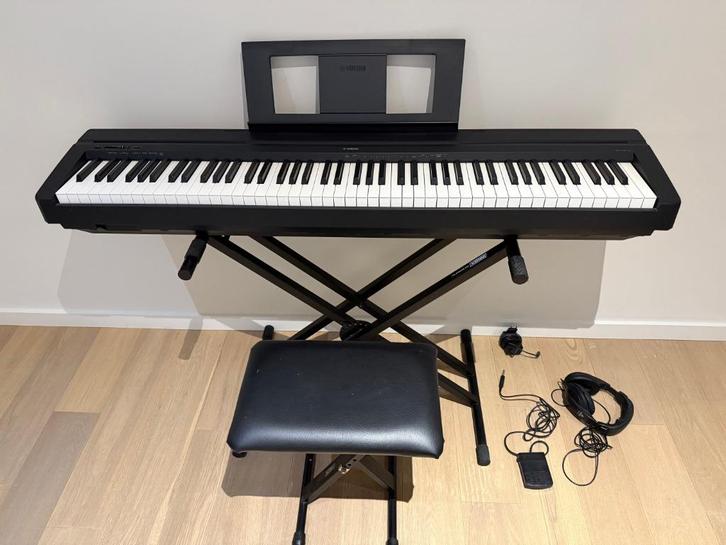 Electrische piano Yamaha, Muziek en Instrumenten, Piano's, Zo goed als nieuw, Piano, Zwart, Ophalen
