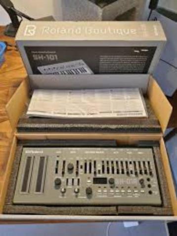 Roland SH01a Boutique synthesizer
