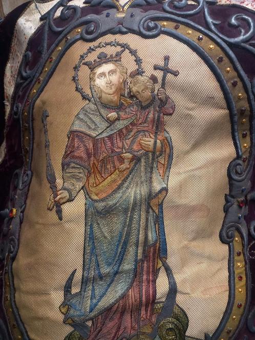 Zeer oud Priester gewaad, Antiek en Kunst, Antiek | Religieuze voorwerpen, Ophalen of Verzenden
