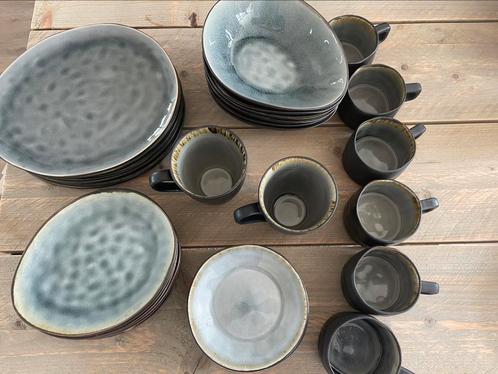 Servies Cosy & Trendy, Huis en Inrichting, Keuken | Servies, Zo goed als nieuw, Bord(en), Ophalen