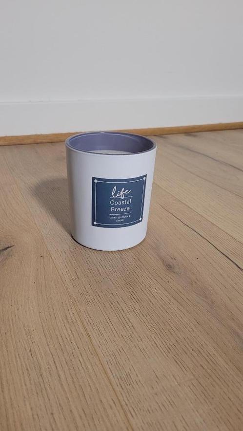 Coastal Breeze Parfumkaars, Huis en Inrichting, Woonaccessoires | Kandelaars en Kaarsen, Nieuw, Kaars, Minder dan 25 cm, Overige materialen