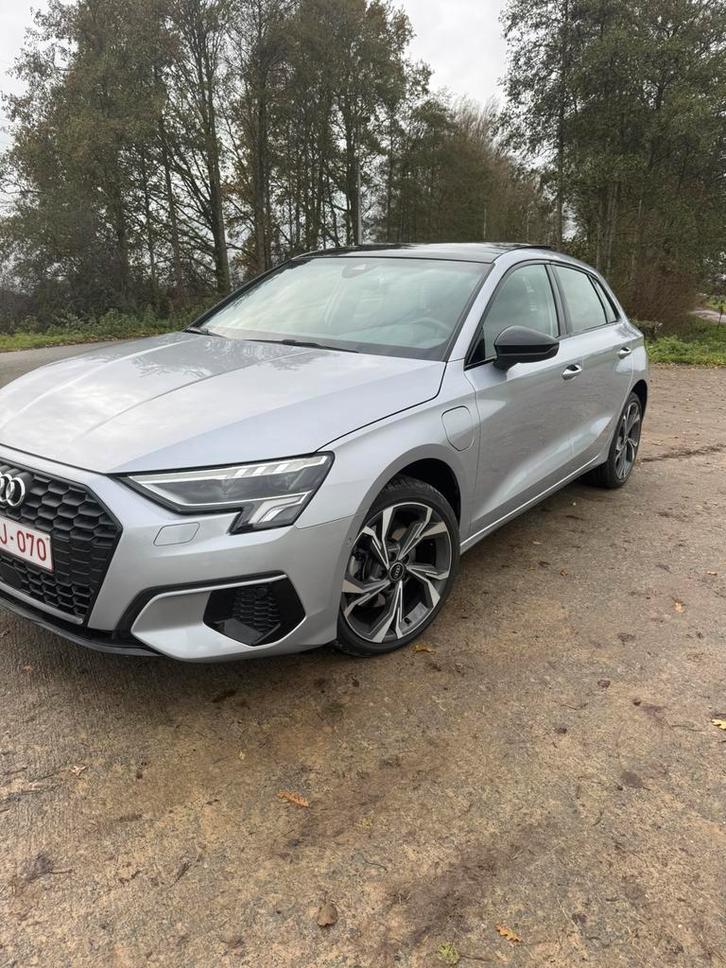 Audi a3, Auto's, Audi, Particulier, A3, Open dak, Hybride Elektrisch/Benzine, Berline, 5 deurs, Automaat, Zwart, Leder, Dealer onderhouden