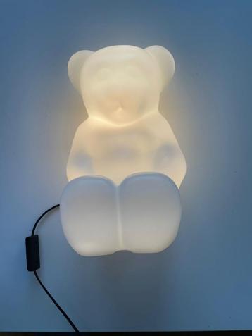 Design LUMIBÄR Elmar Flototto ( wit zittende beer ) beschikbaar voor biedingen