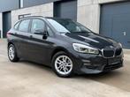 BMW 218i Tourer AUTOMAAT Euro 6b/ LED/ NAVI/ CAMERA, Auto's, https://public.car-pass.be/vhr/13cd4cca-7485-4294-9f2d-d73db474c034