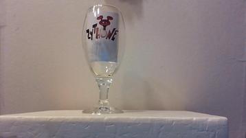 Zythone glas beschikbaar voor biedingen