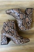 Enkellaarzen serpent  39, Kleding | Dames, Overige kleuren, Lage of Enkellaarzen, Ophalen of Verzenden, Zo goed als nieuw