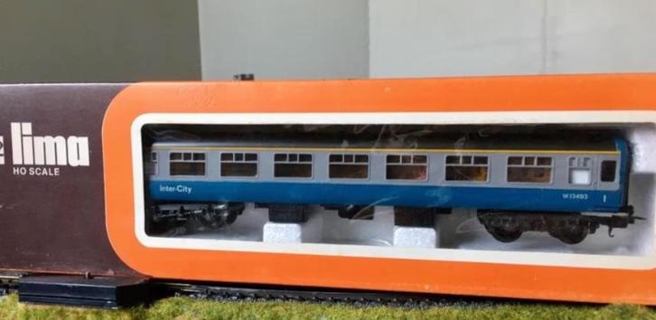 Engelse wagon schaal H0, Hobby en Vrije tijd, Modeltreinen | H0, Gebruikt, Wagon, Gelijkstroom of Wisselstroom, Lima, Analoog