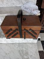 Naaigerief houten bewaarbak, Hobby en Vrije tijd, Ophalen of Verzenden