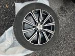 Originele velgen Volvo XC60 19” met winterbanden, Auto-onderdelen, Gebruikt, Velg(en), Winterbanden, 235 mm