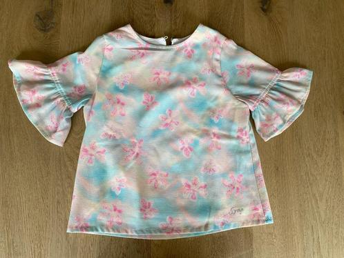 T-shirt met roze bloemen maat 116, Kinderen en Baby's, Kinderkleding | Maat 116, Gebruikt, Meisje, Shirt of Longsleeve, Ophalen of Verzenden
