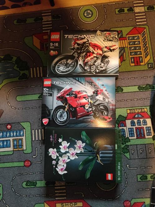 Lego sets (8051,42107,10311), Kinderen en Baby's, Speelgoed | Duplo en Lego, Lego, Complete set, Ophalen of Verzenden