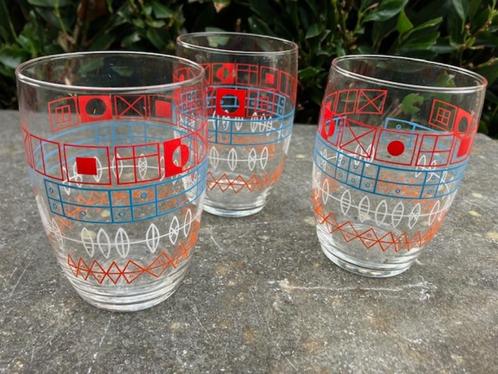 3 VERRES À LIMONADE VINTAGE. ANNÉES 70, Collections, Verres & Petits Verres, Comme neuf, Verre à soda, Enlèvement ou Envoi